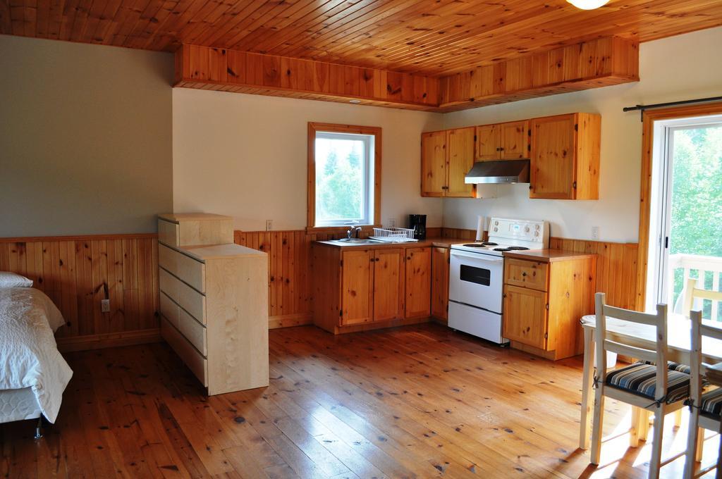 Hotel La Taniere De L'Ours Saint-Donat-de-Montcalm Pokoj fotografie