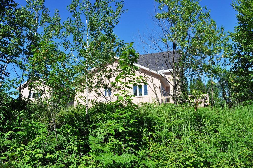 Hotel La Taniere De L'Ours Saint-Donat-de-Montcalm Exteriér fotografie