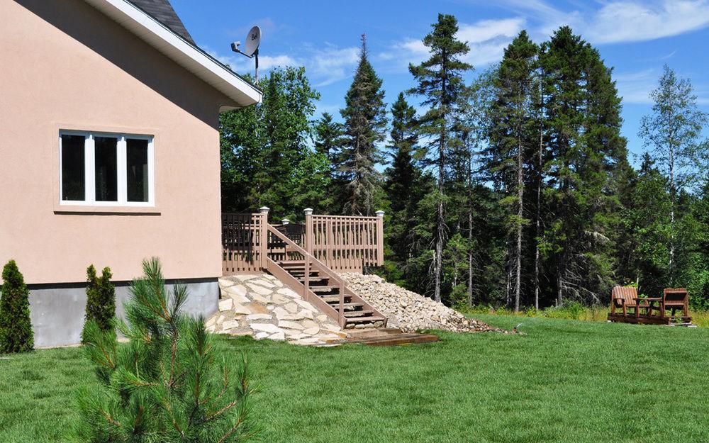 Hotel La Taniere De L'Ours Saint-Donat-de-Montcalm Exteriér fotografie